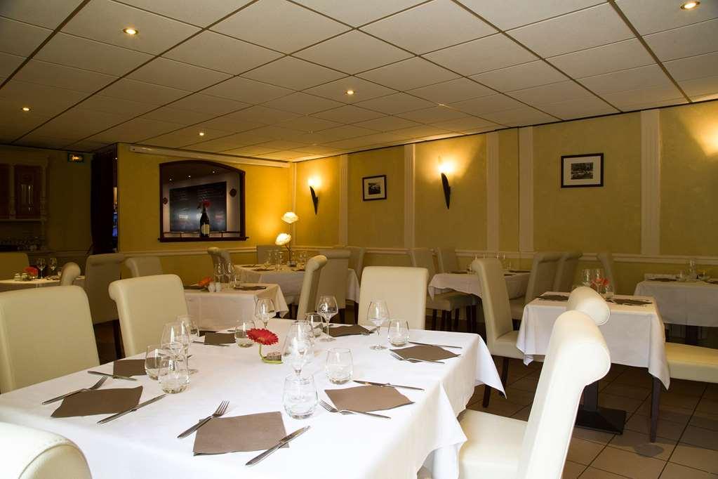 Brit Hotel Le Lion D'Or Chinon Restaurang bild