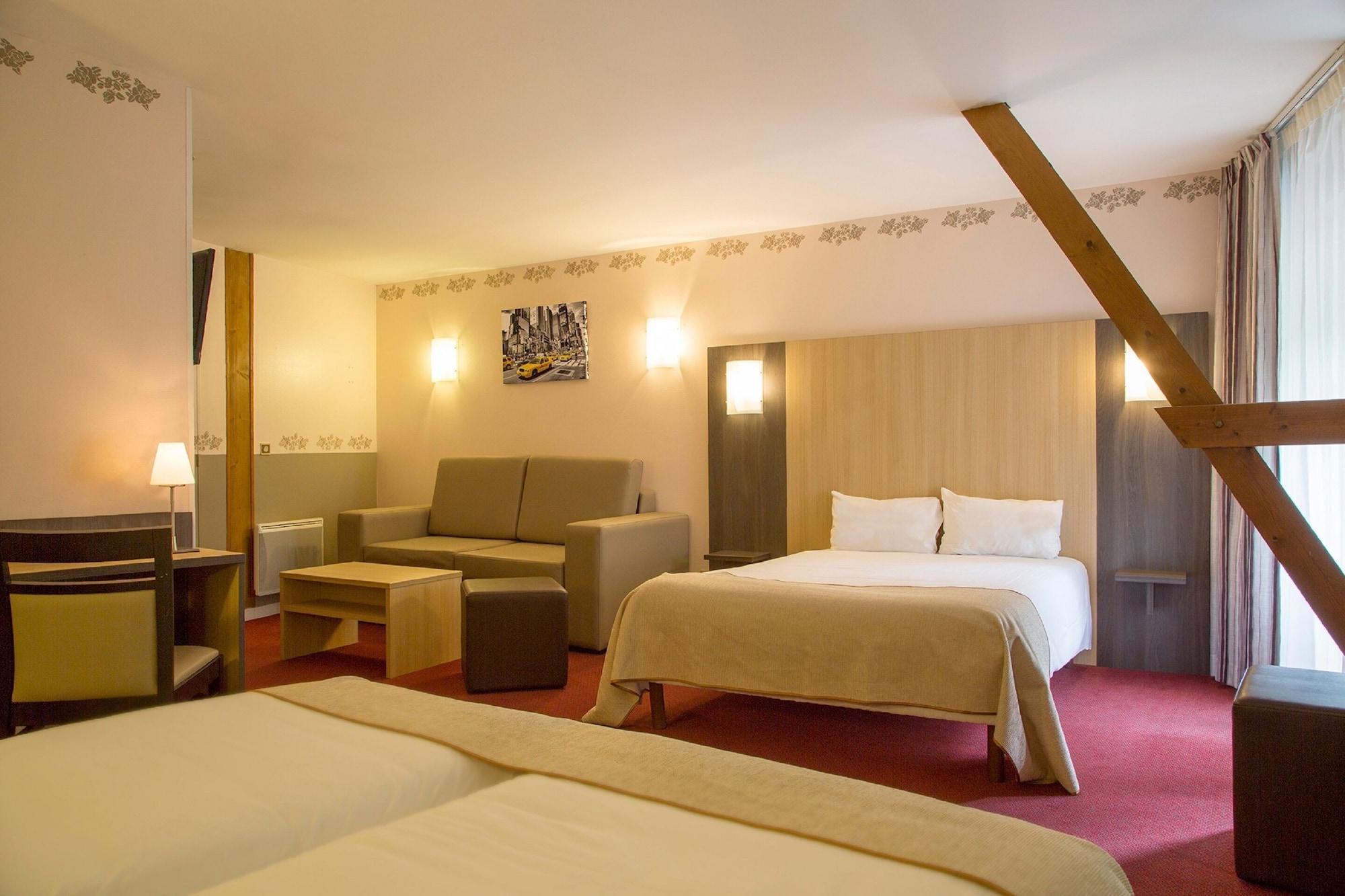 Brit Hotel Le Lion D'Or Chinon Exteriör bild
